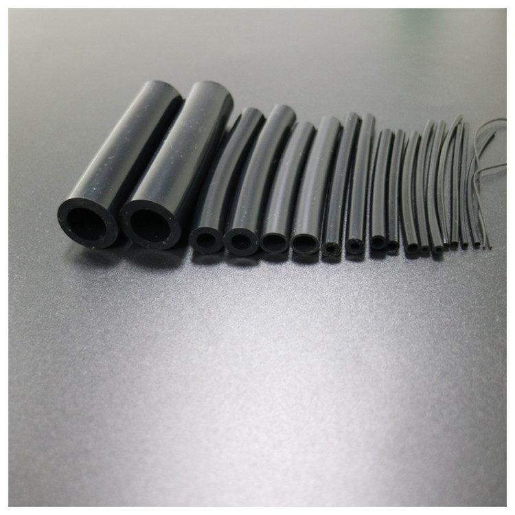 傳輸溶劑怕靜電（diàn）起火？羞羞视频在线观看導靜電矽膠軟管，化工/粉體輸送安全優選！