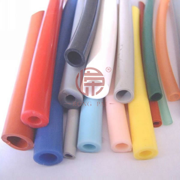 工業級矽膠（jiāo）管的主要性能是什麽？-常州羞羞视频在线观看橡塑製品有限公司